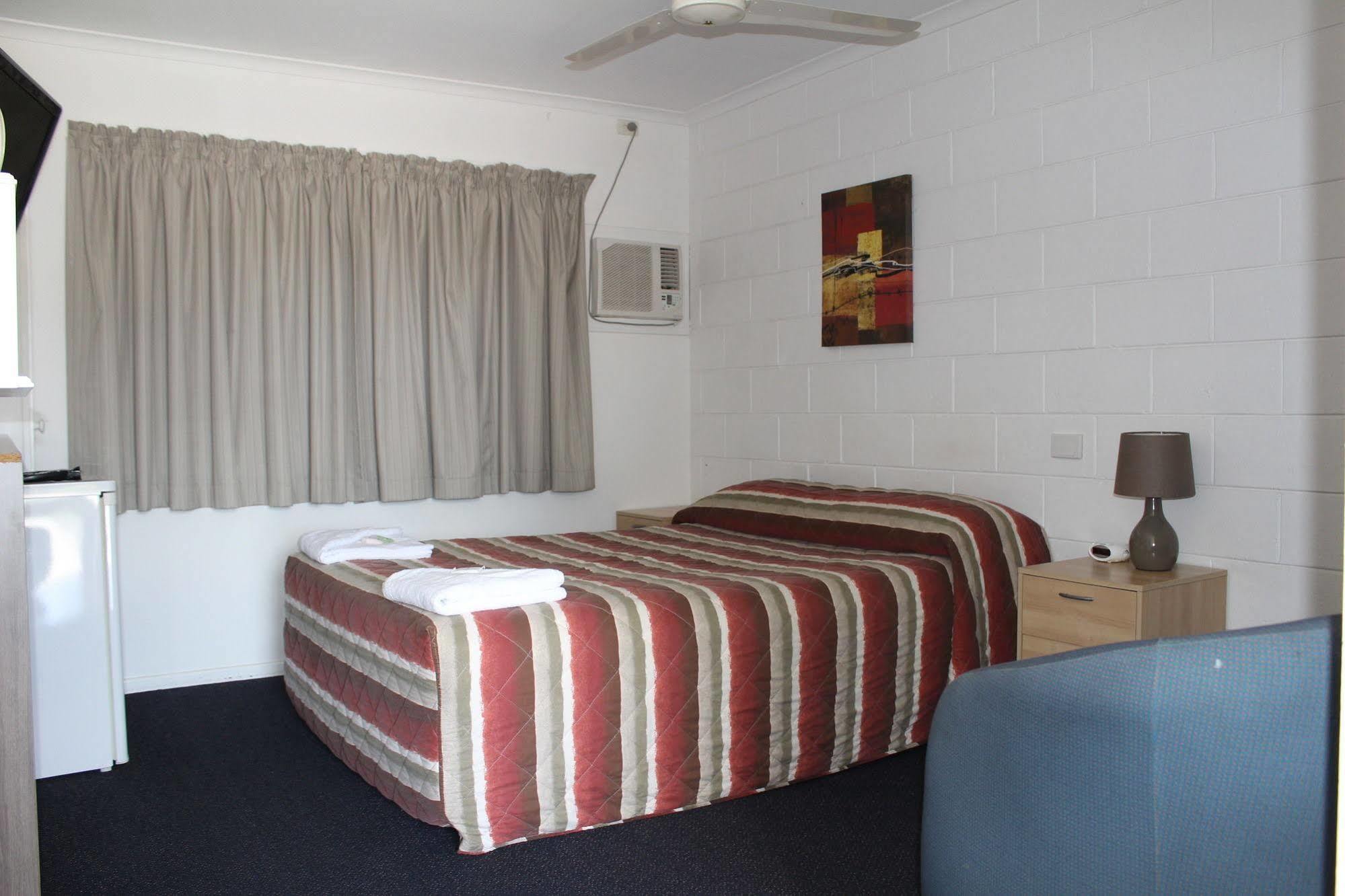 Miriam Vale Motel Екстер'єр фото
